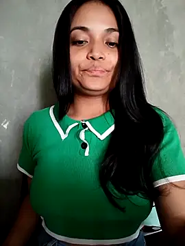 Chatroom XXX en direct de _Estrellita_