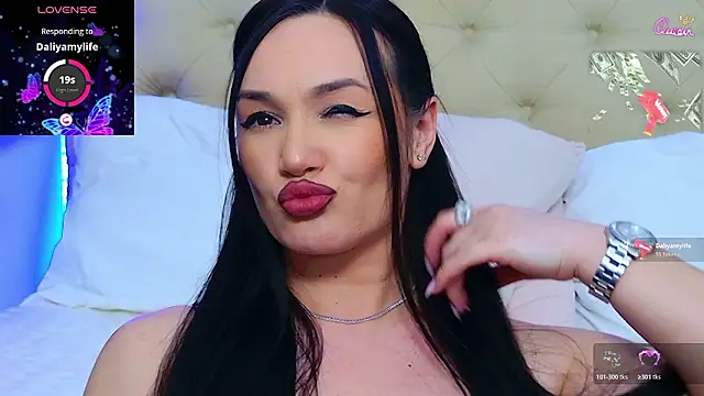 Daliya_ লাইভ XXX চ্যাট