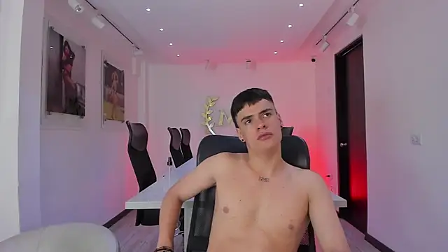 BenitoSaenz Chat XXX live