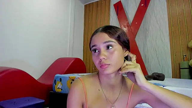 MarianaManzur élő XXX-chatje