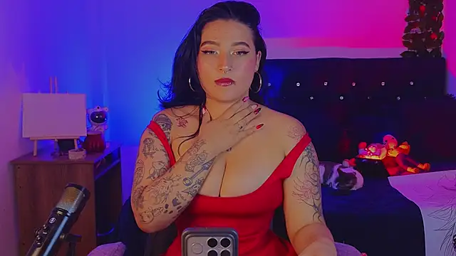 Pauilina: онлайн-секс-чат