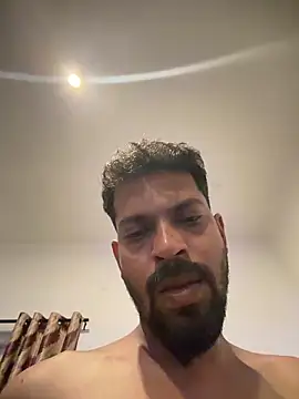 Stoner-boii-Cloudy-arhan 现场XXX聊天