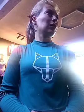 Živý XXX chat Tefannyy_