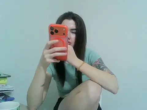 Kirelya লাইভ XXX চ্যাট