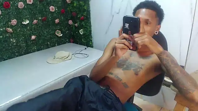 دردشة ManSant الجنسية المباشرة