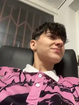 Chatroom XXX en direct de ravenryx