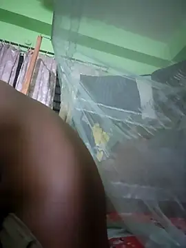 mahadakha78 Adlı Modelin Canlı XXX Sohbeti