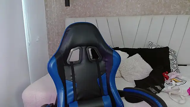 Chat XXX ao vivo de AliceSmity_