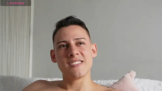 XXX chat uživo modela Muscle_King_Cum