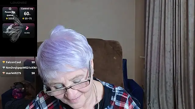 Sandra_Snowflake's Live XXX Chat