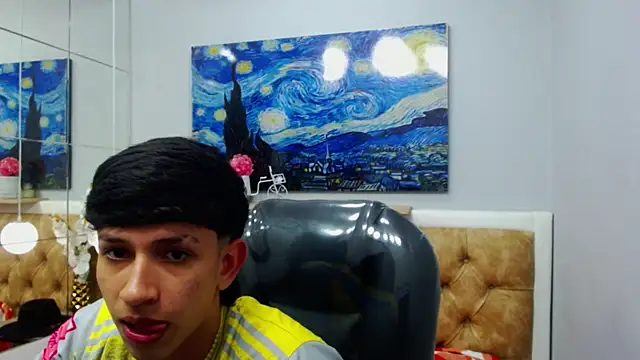 XXX chat uživo modela AdrianFranko