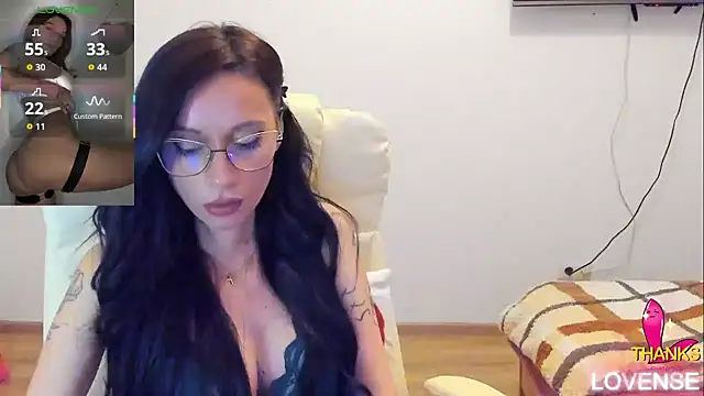 kissnicol32 élő XXX-chatje