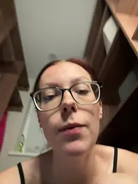 RussianGirls_ Adlı Modelin Canlı XXX Sohbeti