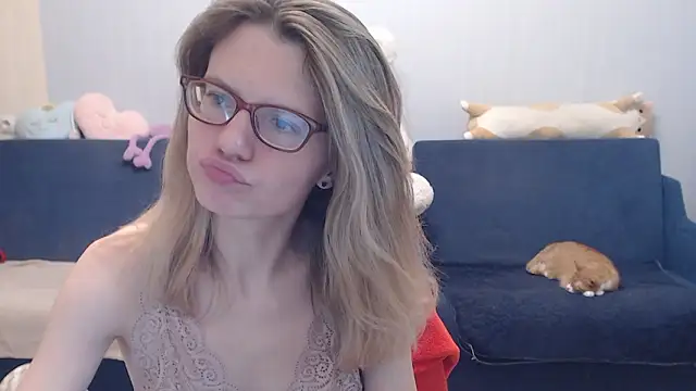 night_is_dark's Live XXX Chat