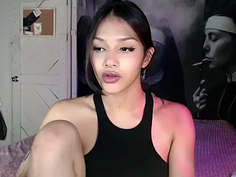 itsmekarinaaa's Webcam Show