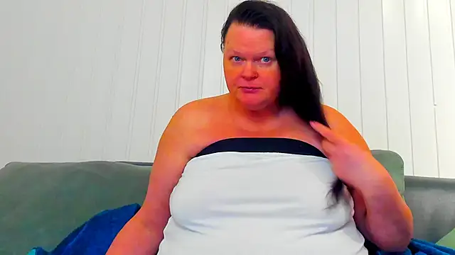 MilanaBiegert 웹캠 쇼