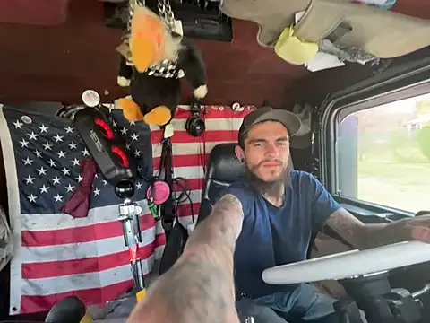 XMeF10: διαδικτυακό σόου στην  κάμερα