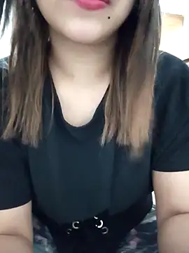 Tanha18 élő XXX-chatje