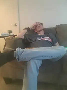 yourMasterisBored's Live XXX Chat