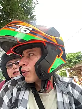 Chatroom XXX en direct de Sexytaty2022