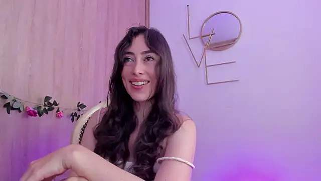 แชท XXX สดของ Amatiista