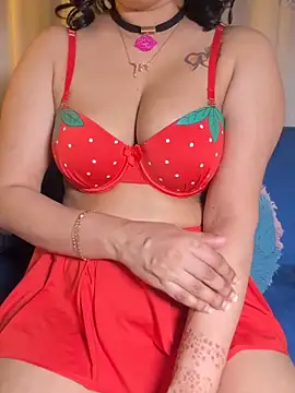 Squirt_Queen_X 即時 XXX 聊天