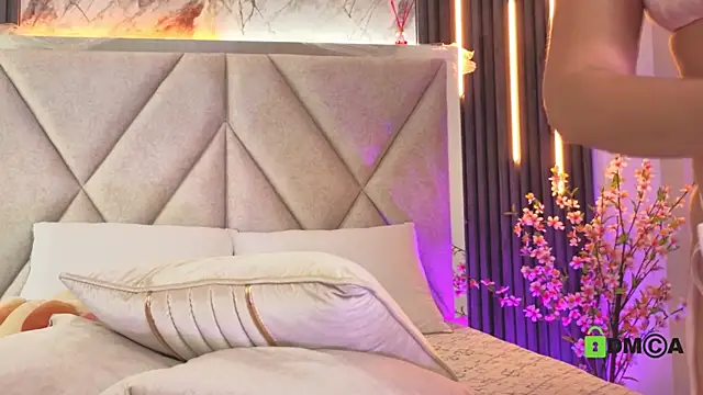 Happy_tits: онлайн-секс-чат