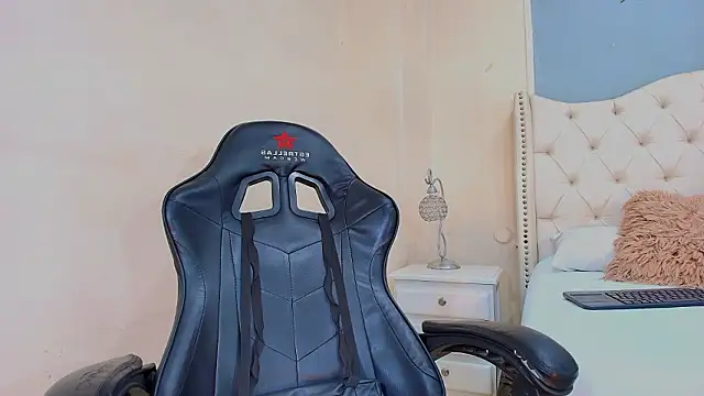 XXX chat uživo modela Lean_Portman