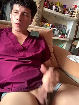 angelxxx95 Adlı Modelin Canlı XXX Sohbeti