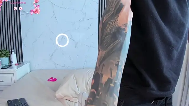 JackAndRosse_'s Live XXX Chat