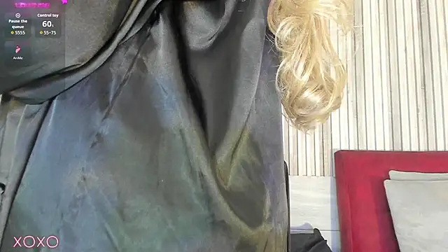 BriannaChelsea's Live XXX Chat