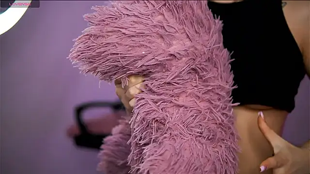 Živý XXX chat PeachyyFantasy