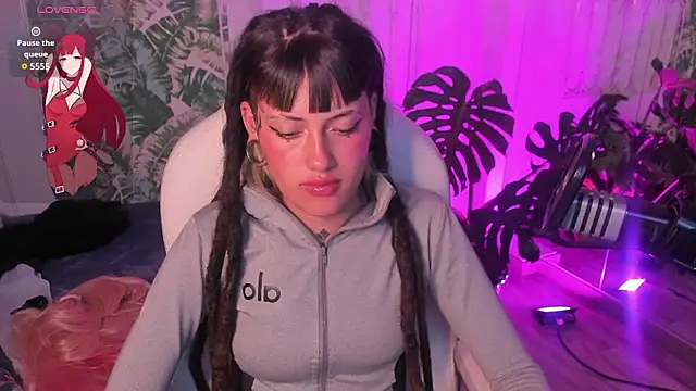 Živý XXX chat _sharlotte777