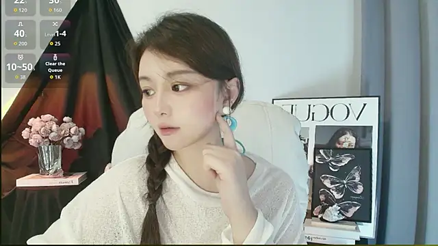 Moon-999 在線直播表演