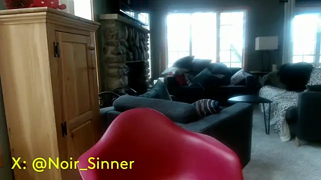 sinnernoir Adlı Modelin Canlı XXX Sohbeti