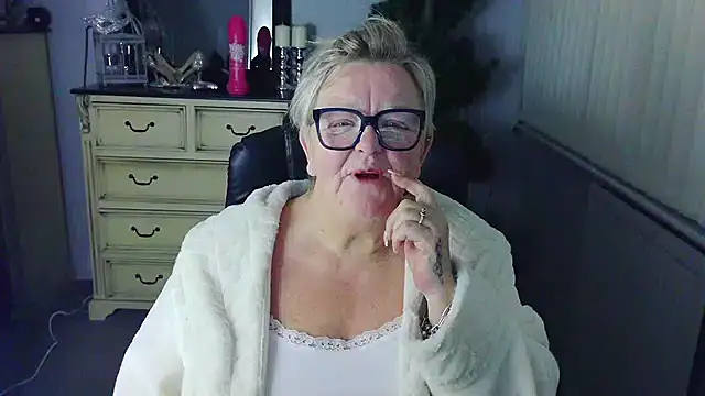 BridgetBlueEyes Webcam show