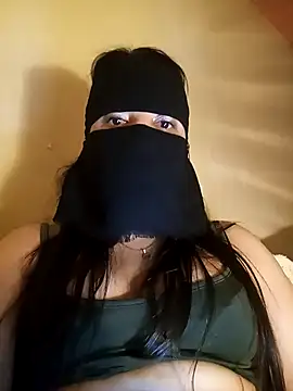 LONA-_- Live XXX Chat