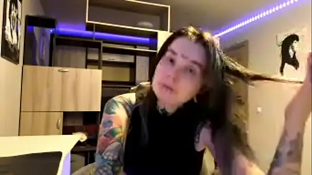 HighelikeGirl's Live XXX Chat