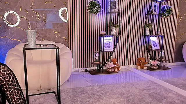 Онлайн чат XXX Red_Kim