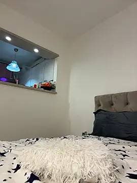 IrisBlues: вебкам-шоу