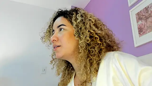 Czat XXX na żywo – Charlotte11-11