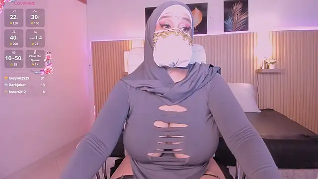 Chatroom XXX en direct de hana_falak