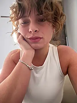 Gjynna-kiim Live XXX Chat