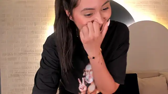 AmbarJames_ Chat XXX live