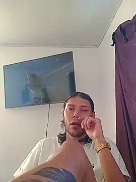 kaizen_god élő XXX-chatje