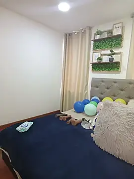 sasi_luna: онлайн-секс-чат