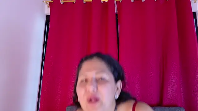 Genesis_Montenegro_OA Chat XXX in diretta