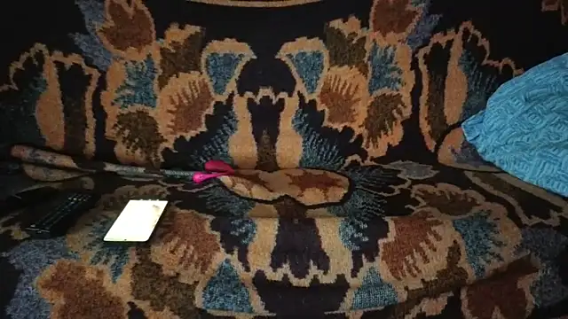 XXX chat uživo modela cumloverboyxx69