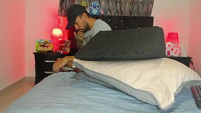 dereck_karter's Webcam Show