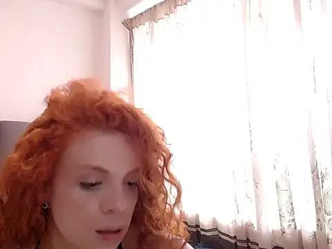 saara_johnson496 即時 XXX 聊天